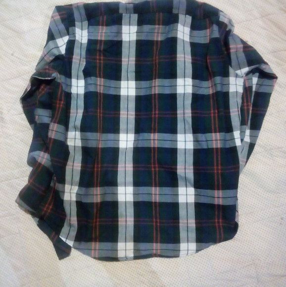 Light button up - Picture 3 of 3